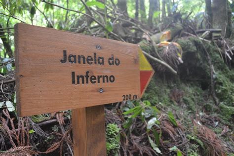 Tour A Piedi Di Mezza Giornata Janela Do Inferno E Lagoa Do Fogo