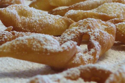 Kruschiki: the Ultimate Christmas Cookie