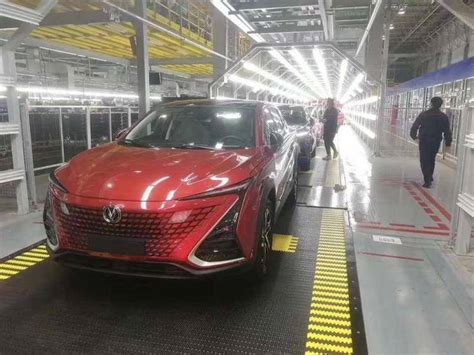 6月份上市紧凑型suv 长安uni T下线搜狐汽车搜狐网