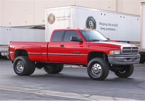 Dodge Ram 3500 002 Modular Dually Gallery - Automotive Import Market