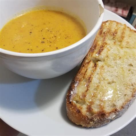 [homemade] Bread And Pumpkin Soup Food Foods