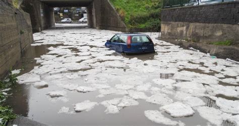 Allerta Maltempo Sud Forti Piogge In Sicilia Grandine Eccezionale A