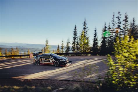 Tesla Model S Plaid Racecar Achieves Sub 10 Minute Time At Pikes Peak