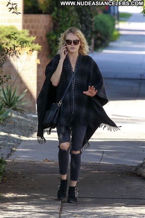 Malin Akerman Beverly Hills Black Posing Hot Paparazzi Babe Jeans