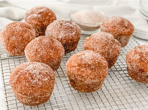 Cinnamon Sugar Donut Muffins