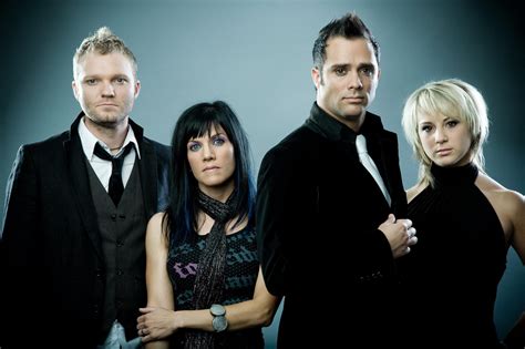 Metalpaper: Wallpapers Skillet