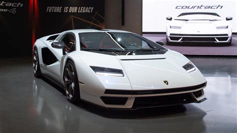 Lamborghini Countach Lpi Launch Price Specs