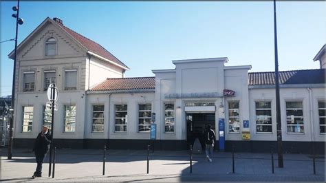 Rer B Le Bourget House Styles Mansions Street View