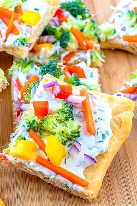 This Simple Crescent Roll Pizza Appetizer Recipe Is Easy To Make And