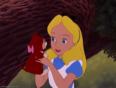 Alice And Dinah Alice In Wonderland 1951 Alice In Wonderland Disney