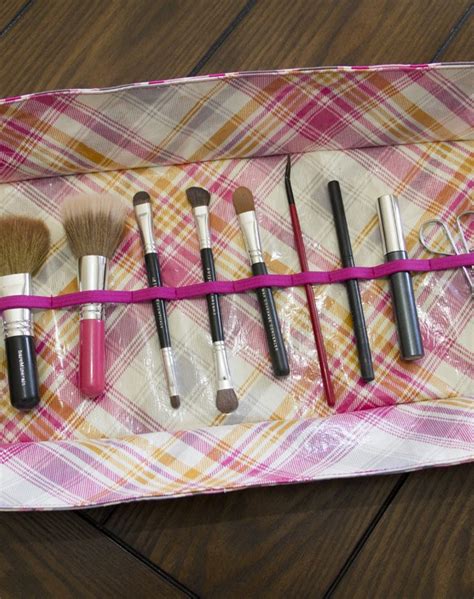 Make Up Brush Pouch Pellon® Projects