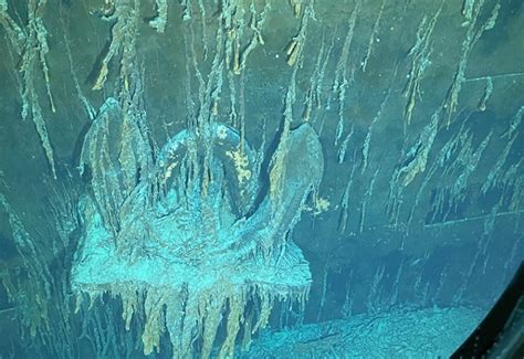 How Deep Is The Titanic Wreck How Far The Ship Sank And What Remains