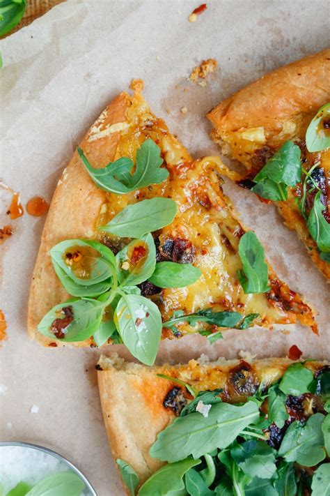 Sun Dried Tomato Arugula Pizza Vegan Cooking With Parita