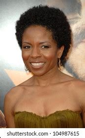 Lisa Gay Hamilton Images Stock Photos And Vectors Shutterstock