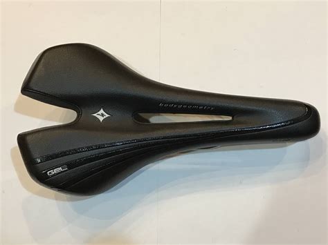 Specialized Jett Comp Gel Womens Saddle 143mmスペシャライズド｜売買されたオークション情報