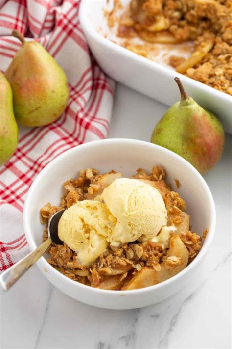 Easy Pear Crisp Recipe Little Sunny Kitchen