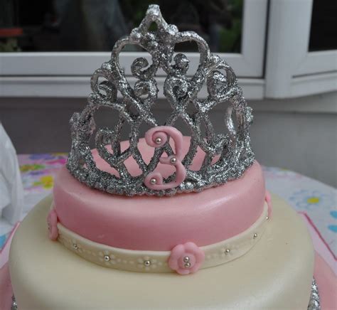 Pink Princess Tiara Cake - CakeCentral.com