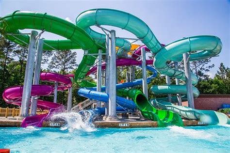 Epic Waterparks In Georgia