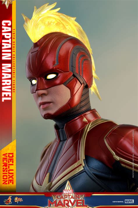 Captain Marvel Hot Toy Figure Revealed Comic Book Movies And Superhero Movie News SuperHeroHype