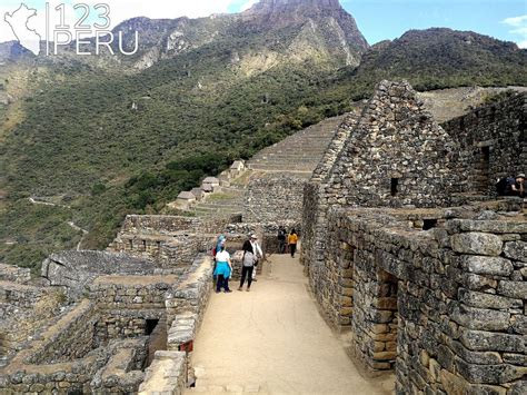 Los Circuitos De La Ciudadela De Machu Picchu Peru