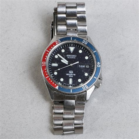 Armbandsur Seiko Sq Sports 100