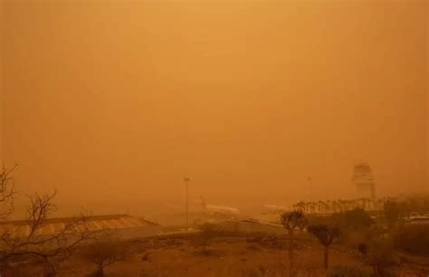 Veja fotos impressionantes da tempestade de areia na China Metrópoles