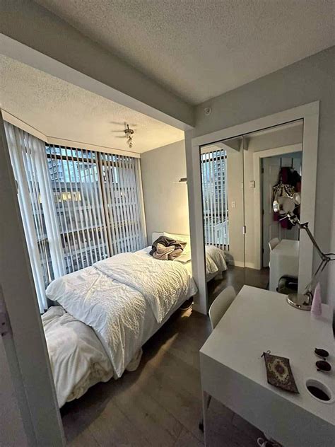 Private room for rent