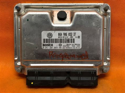 Vw Beetle 20 Ayq Engine Control Unit Ecu Bosch 0 261 206756 Vw 06a 906