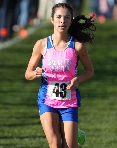 OHSAA district cross county results, Lake Center's Gianna Ritchie