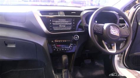 Gambar Detail Tentang New Daihatsu Sirion Meluncur Tanpa Asa