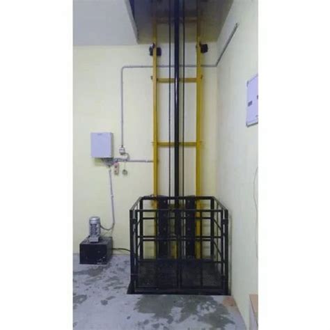 HK Flame Proof Hydraulic Goods Lift For Industrial At 150000 In