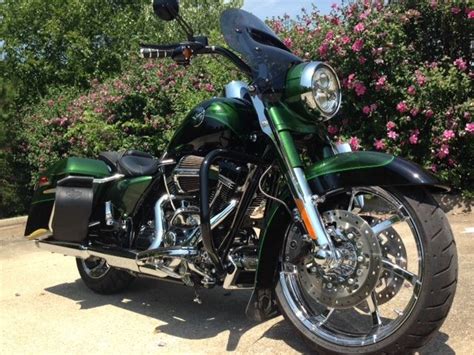 2014 Harley Davidson Road King Screamin Eagle CVO Mint Low Miles