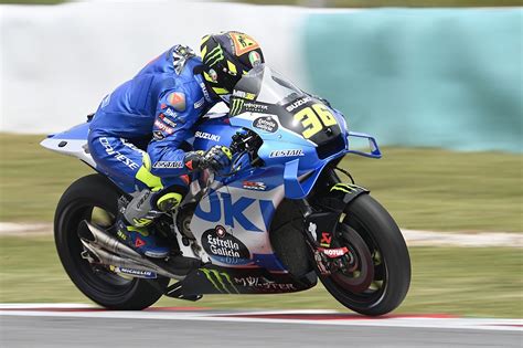 MotoGP: Suzuki is Experimenting with Winglets - webBikeWorld