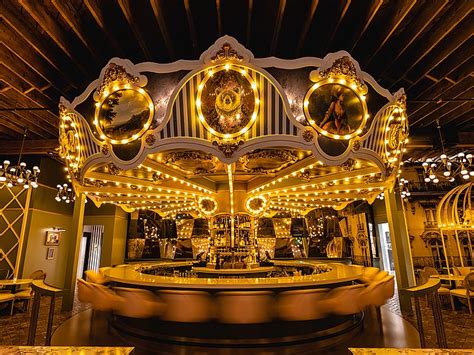 Carousel Bar Opens In Little Italy