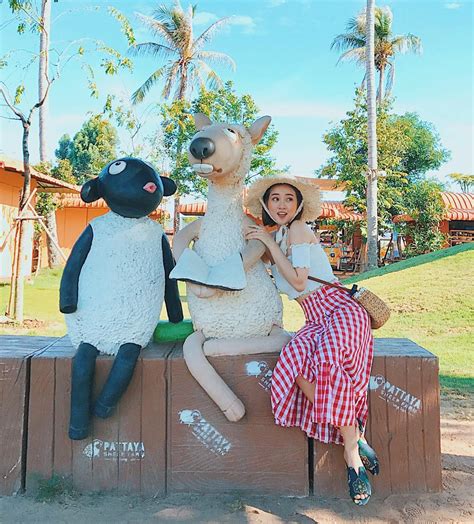 Các cô nàng ơi tủ đồ hè năm nay mà thiếu 5 món đồ hot trend này là hơi bị tụt hậu mất rồi
