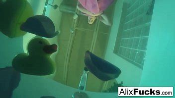 Underwater Hidden Camera Lesbian Fun With Alix Jenna XVIDEOS