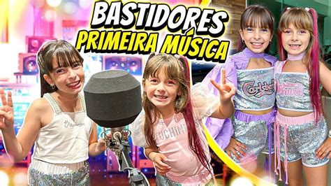 Primeira MÚSICA da Laurinha e Helena MIGA MIGA bastidores YouTube