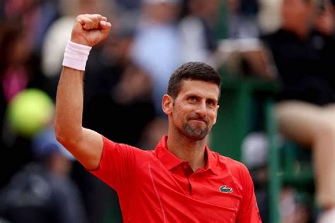 Pour Son Retour Sur Terre à Monte Carlo Novak Djokovic Simpose Sans