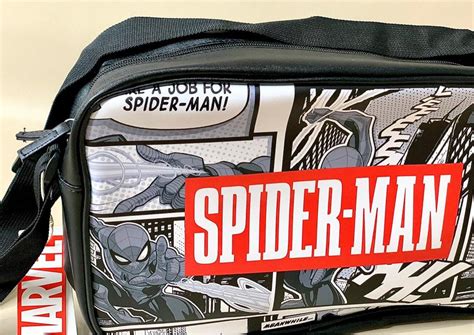 Miniso X Marvel Tas Selempang Sling Bag Original Fesyen Pria Tas