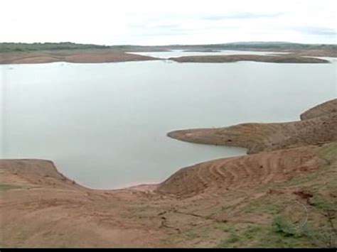 Nivel Represa Nova Ponte - Vídeo: Nível da represa de Nova Ponte está baixo e causa prejuízos à ...