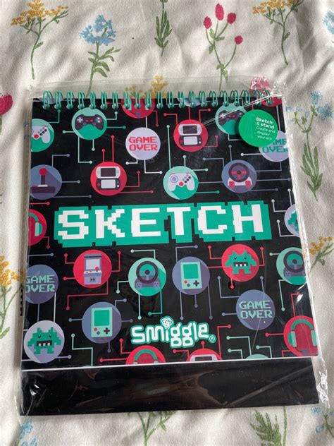 Smiggle Sketch And Stand Paper Hobbies Toys Stationery Craft