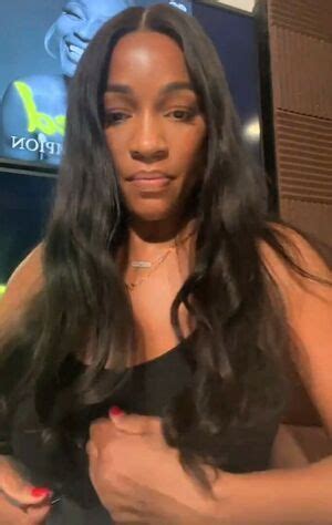 Cari Champion Nude Leaks Fapello