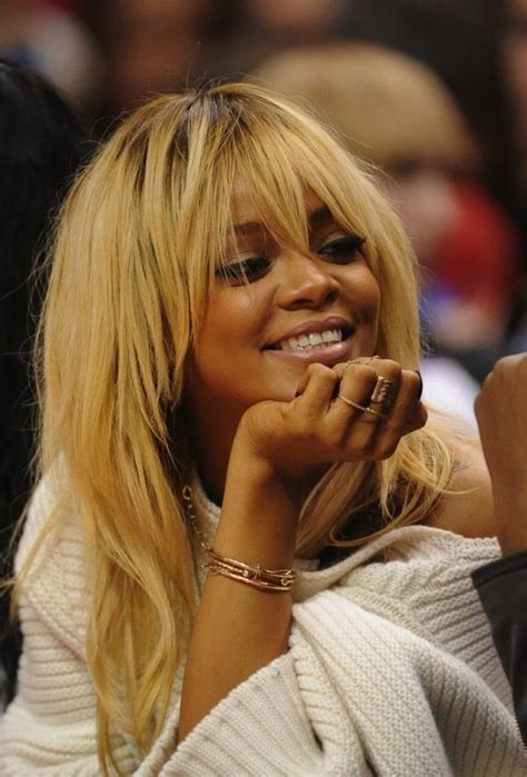 Pin By Pretty Clusters On Hair Inspired Rihanna Blonde Hair Rihanna