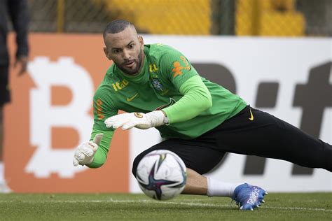 Convocado Weverton Desfalca Palmeiras Na Reta Final Do Paulist Ojogada