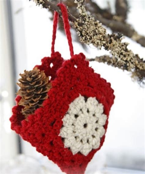 30 Easy Crochet Christmas Ornaments To Decorate Your Tree Diy Guides