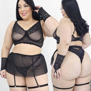 Conjunto Lingerie Plus Size Cinta Liga Saia Tule Transparência Calcinha fio Luvas Like you