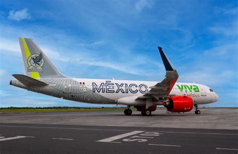 Viva Aerobus presenta avión con livery de la Selección Nacional de