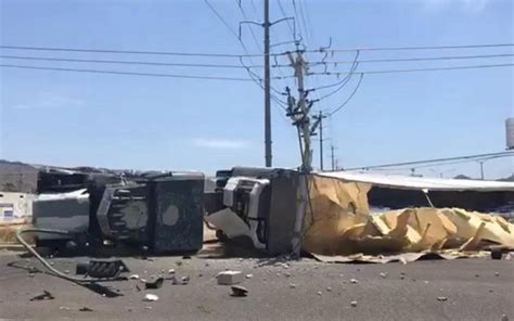 Aparatosa Volcadura De Trailer En Hermosillo Sonora El Sol De