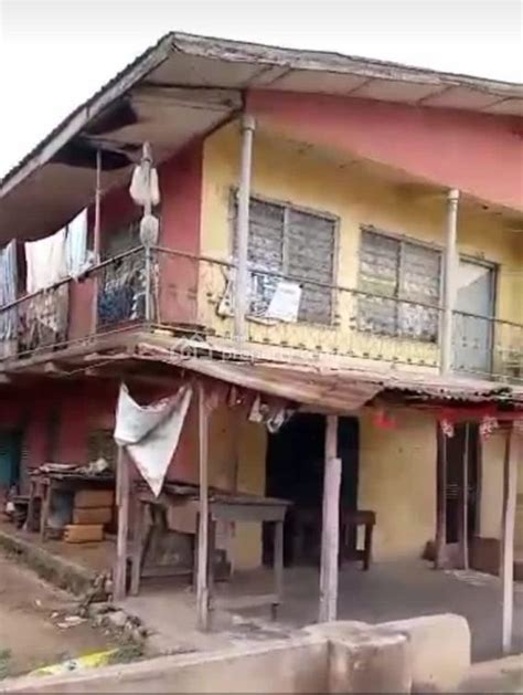 For Sale Old Upstairs Off First East Circular Road Benin Oredo Edo