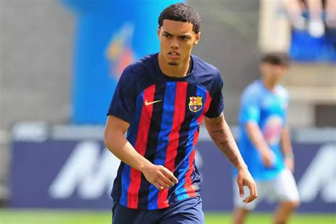 Joao el hijo de Ronaldinho que juega en el Barça